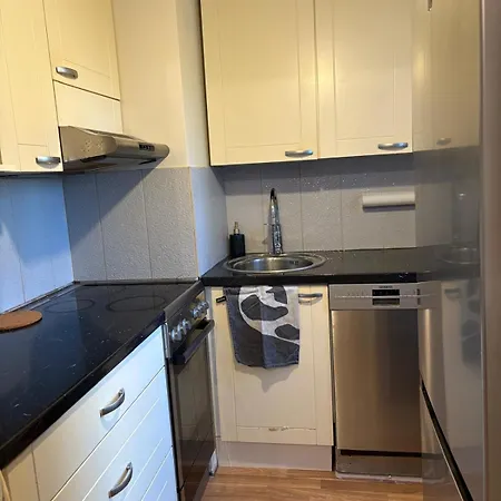 Apartament Cozy Nearby Airport *